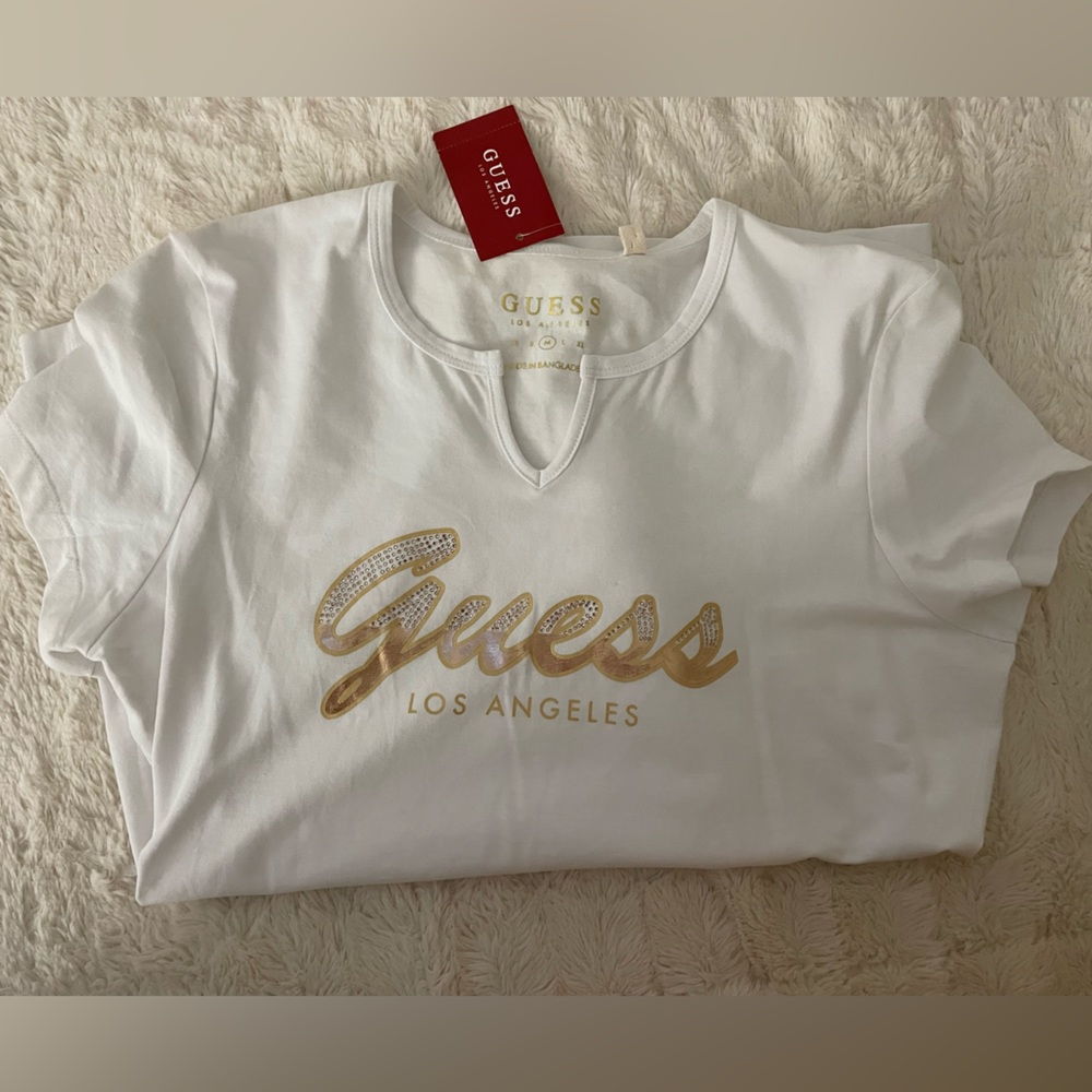 Guess tee shirt